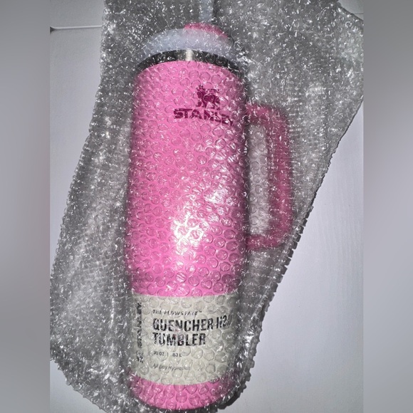 Peony Pink Stanley 30oz Quencher H2.0 Flowstate Tumbler - Picture 3 of 4